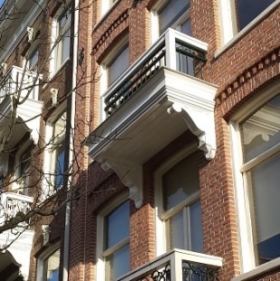 balkonconsoles en gevelornamenten restauratie